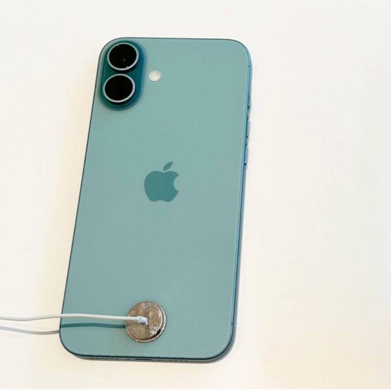 iPhone 16綠色實機照片