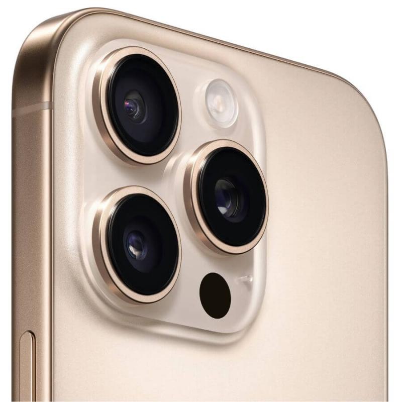 iPhone 16 Pro沙漠金色鏡頭