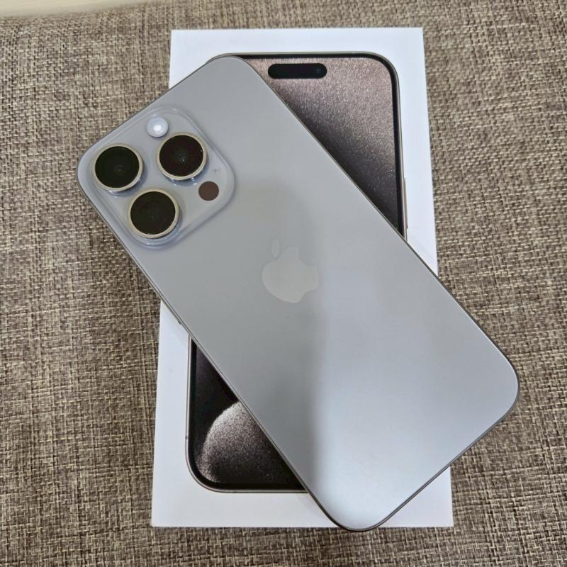 15 PRO 256G原色 斗六