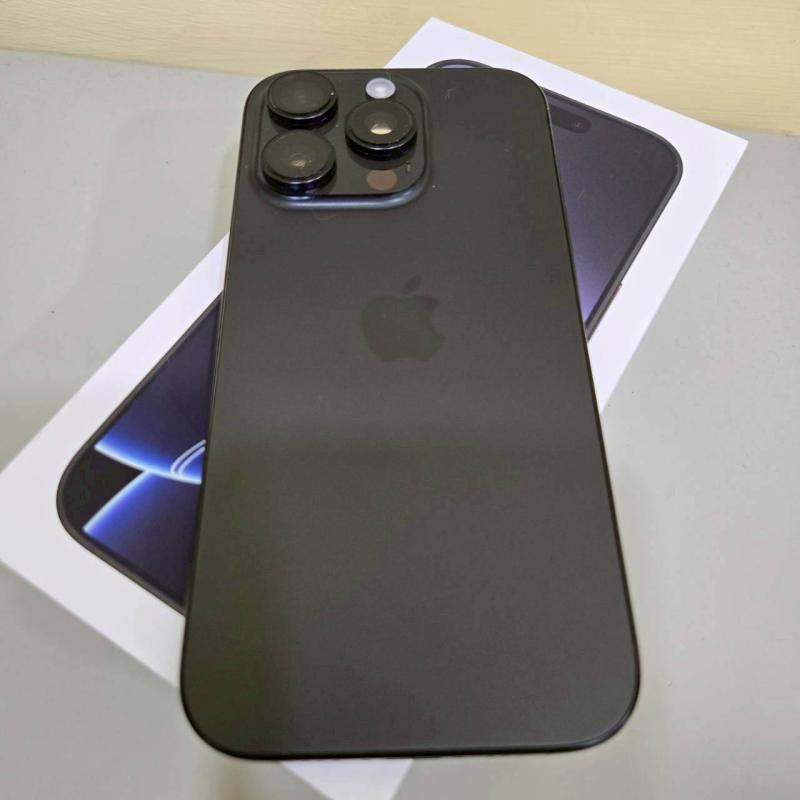 16 PRO 128G 黑色 斗六